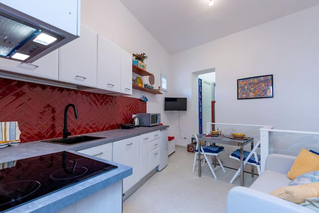 The Roof Of By Ldv Homes * Napoli