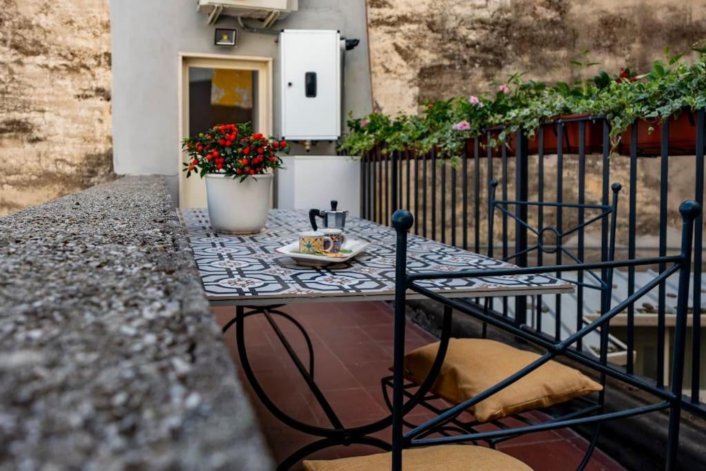 The Roof Of By Ldv Homes * Napoli